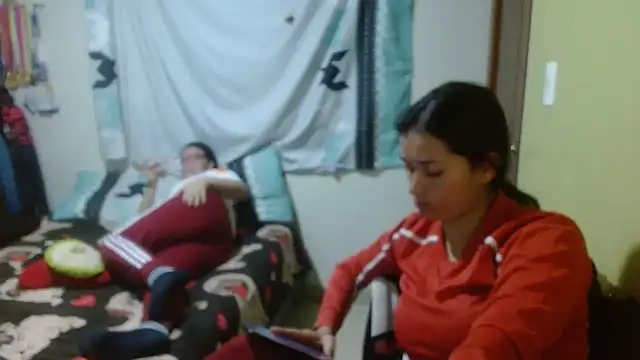 clayre and jill online show from February 11, 4:39 am