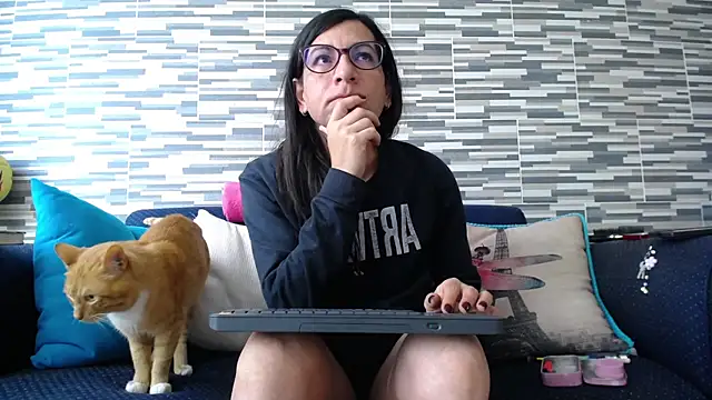 VioletaGomezCo online show from April 4, 3:09 pm