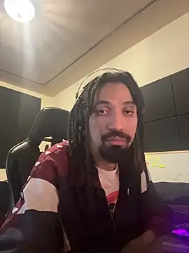 hotcamboy420 online show from April 28, 3:55 am