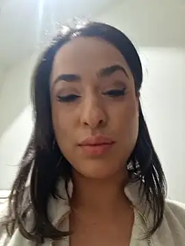 Snapshot of LydiaMaus96 chatting on February 12, 2:56 pm LydiaMaus96 online show from February 12, 2:56 pm