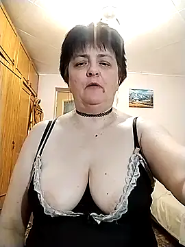 Snapshot of IsXLoves chatting on September 11, 5:02 pm IsXLoves online show from September 11, 5:02 pm