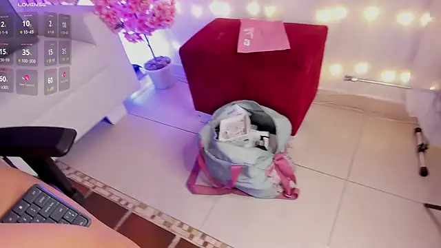 ChloeParkss  online show from April 20, 2:09 pm