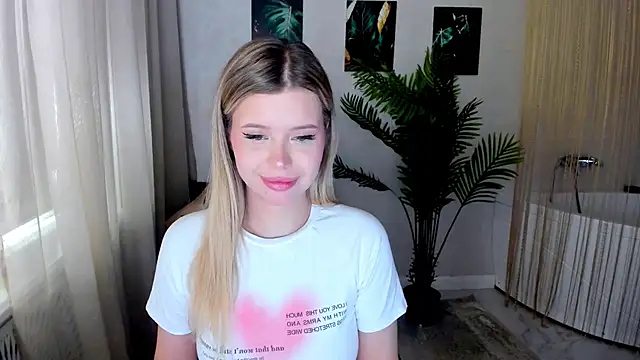 FollowLovee online show from June 4, 3:56 am