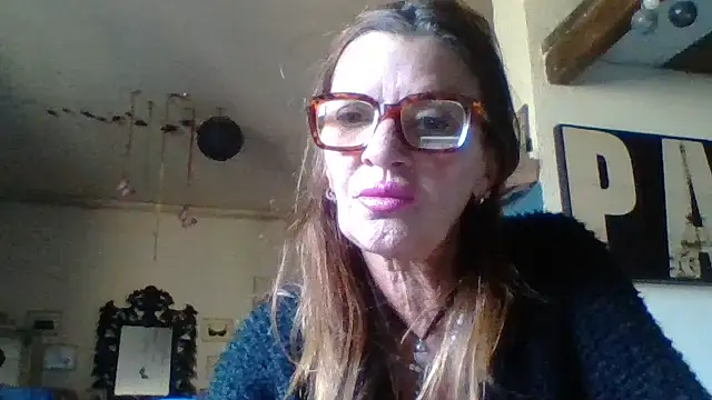 gildamilf online show from March 19, 3:05 pm