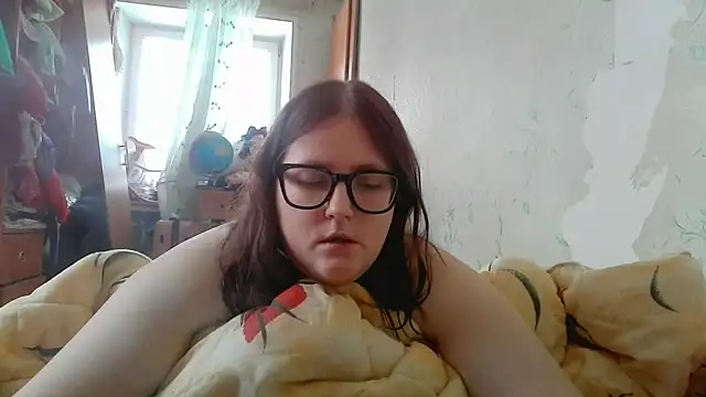 DesireMelissa online show from February 19, 7:15 am