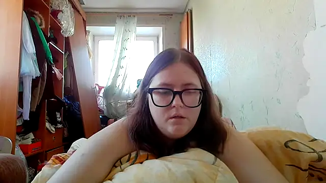 DesireMelissa online show from March 13, 7:37 am