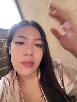 Latina vanessa online show from May 24, 1:05 pm