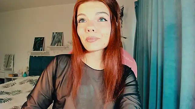 Snapshot of AlysaNightmoon chatting on January 13, 5:57 am AlysaNightmoon online show from January 13, 5:57 am