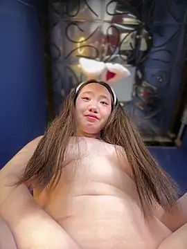 Snapshot of Asianpie_ chatting on January 16, 1:53 am Asianpie online show from January 16, 1:53 am