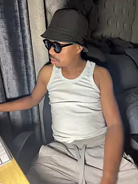 JaroDawg47 online show from June 2, 7:27 pm