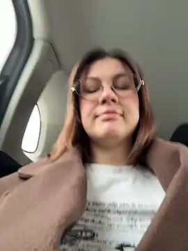 RinaCat online show from April 8, 5:51 am