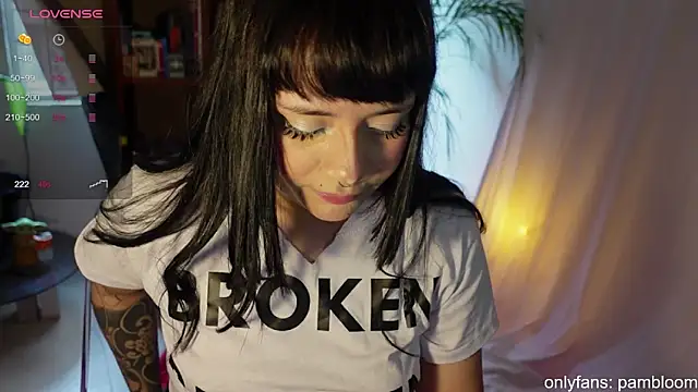 droolingdollfacee online show from March 17, 2:56 pm