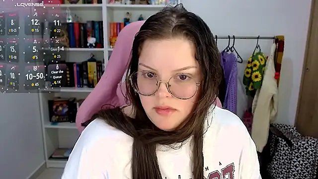 Snapshot of Gabiwaifu chatting on November 29, 5:54 am Gabiwaifu online show from November 29, 5:54 am