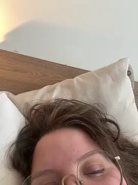 Snapshot of Gabiwaifu chatting on February 12, 7:09 pm Gabiwaifu online show from February 12, 7:09 pm