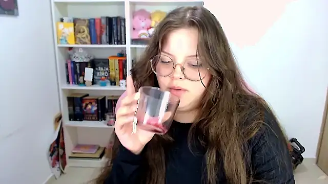 Snapshot of Gabiwaifu chatting on February 14, 7:27 am Gabiwaifu online show from February 14, 7:27 am