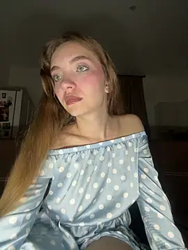 Snapshot of BarbaraFantasy chatting on July 6, 7:05 pm BarbaraFantasy online show from July 6, 7:05 pm