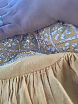 Priya Bong online show from April 15, 2:40 am