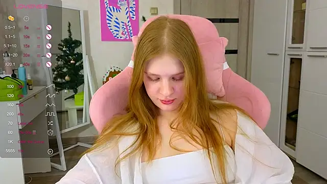 TrissMerigold9 online show from January 10, 9:30 pm