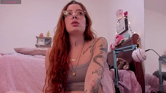 Manuela monroe online show from May 17, 9:44 pm