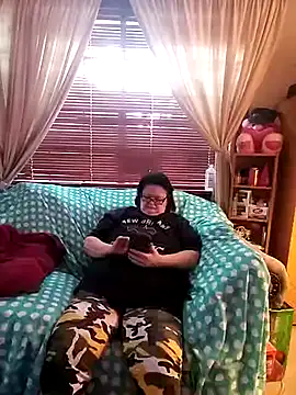 Bayou Woman68 online show from July 30, 2:38 pm