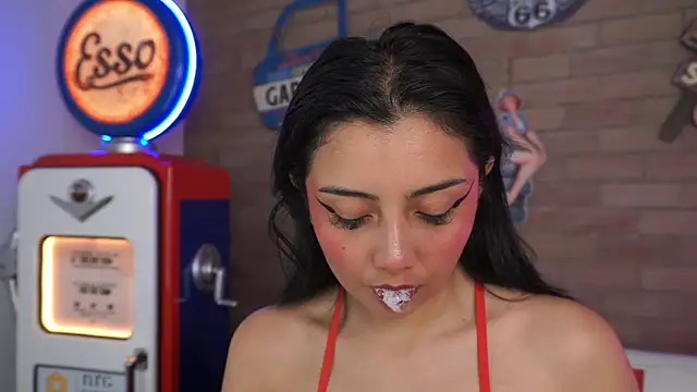 miss lizith online show from April 17, 11:02 am