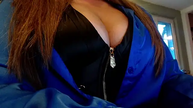 Excited-Julia online show from May 31, 7:04 pm