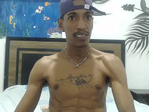 AlbertBigCock online show from April 17, 1:08 am