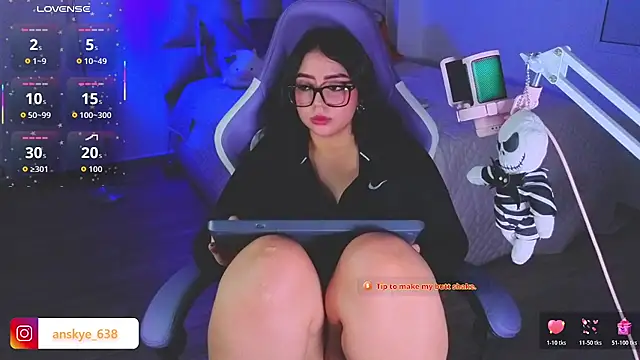 AnngelaSkye online show from July 25, 3:42 pm