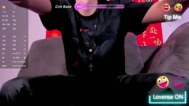 Snapshot of FrannBoy chatting on June 11, 4:21 am FrannBoy online show from June 11, 4:21 am