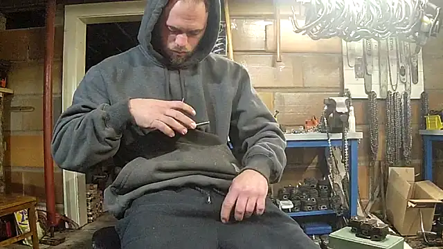 Bigoleslong98765 online show from March 22, 5:00 am