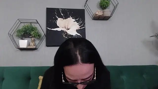 Snapshot of IzabelllNoir chatting on February 9, 11:58 am IzabelllNoir online show from February 9, 11:58 am