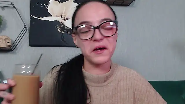 Snapshot of IzabelllNoir chatting on February 28, 5:52 am IzabelllNoir online show from February 28, 5:52 am