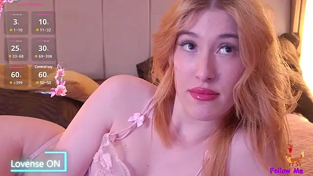 SerenaBennet online show from March 18, 8:48 pm