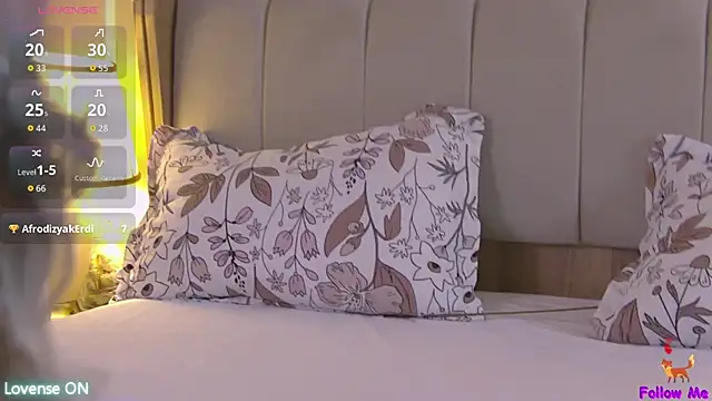 SerenaBennet online show from November 21, 11:53 am