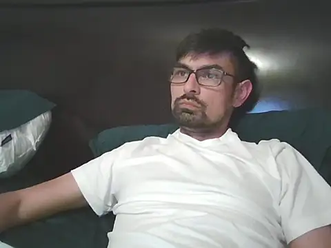 spence204011 online show from November 1, 11:18 pm