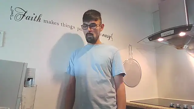 spence204011 online show from April 4, 3:20 pm