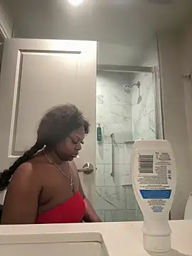 Snapshot of JoWheelsss chatting on February 21, 8:05 pm JoWheelsss online show from February 21, 8:05 pm