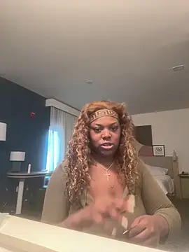 Snapshot of JoWheelsss chatting on February 28, 1:28 am JoWheelsss online show from February 28, 1:28 am