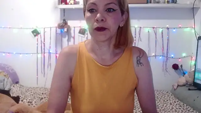 electra-mommy online show from May 22, 9:04 am