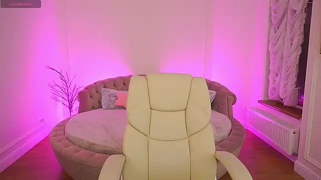 SonnyKage online show from April 5, 7:00 pm