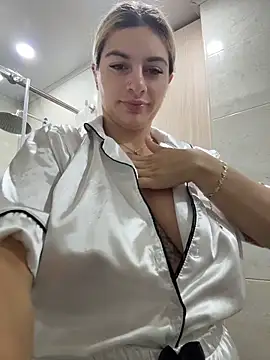 AtheneaRossi online show from March 31, 8:59 am