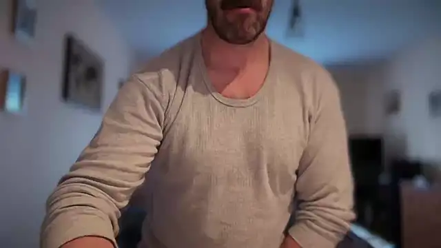 Mr Beef online show from April 11, 7:24 am