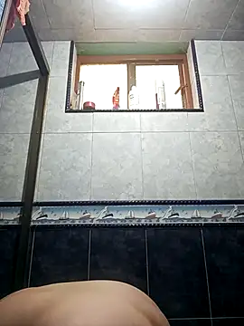 Snapshot of Aliciia_cute1 chatting on March 1, 7:27 pm Aliciia cute1 online show from March 1, 7:27 pm