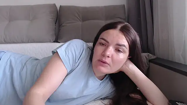  JustmeHere  online show from April 22, 6:16 am