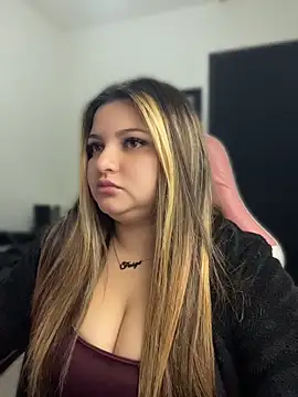 SweetPaige  online show from June 30, 1:12 pm
