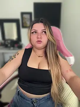 SweetPaige  online show from July 19, 11:14 am
