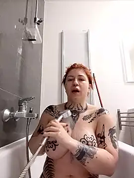 divine eve online show from January 11, 10:31 am