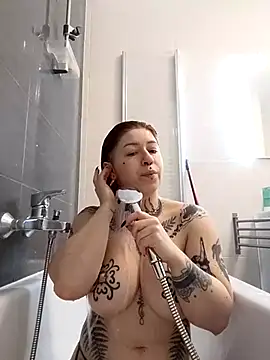 divine eve online show from February 17, 1:51 pm