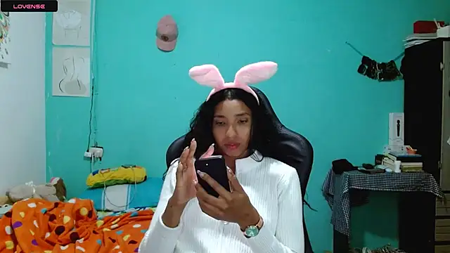 sensitive brunette online show from February 23, 4:10 am