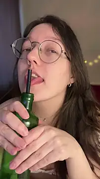 emigooflordXD online show from March 21, 1:37 pm